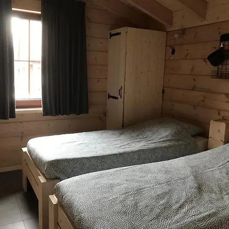 シャレー Momage Dichtbij Skiliften, Skiverhuur En Bikepark!
