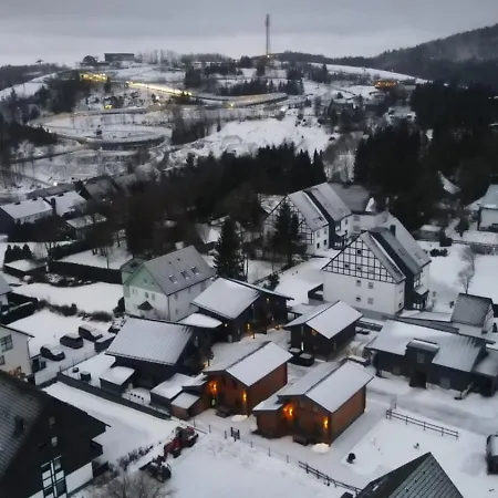 Momage Dichtbij Skiliften, Skiverhuur En Bikepark!