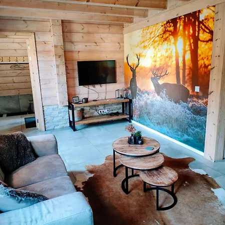 Momage Dichtbij Skiliften, Skiverhuur En Bikepark!