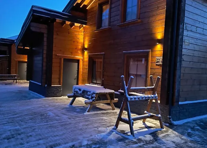 Domek alpejski Momage Dichtbij Skiliften, Skiverhuur En Bikepark!